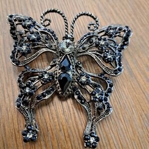 Black Butterfly pin